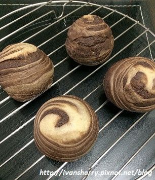 月餅黑白配-烏豆沙麻糬酥