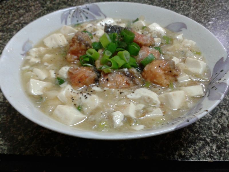 鮭魚燴豆腐