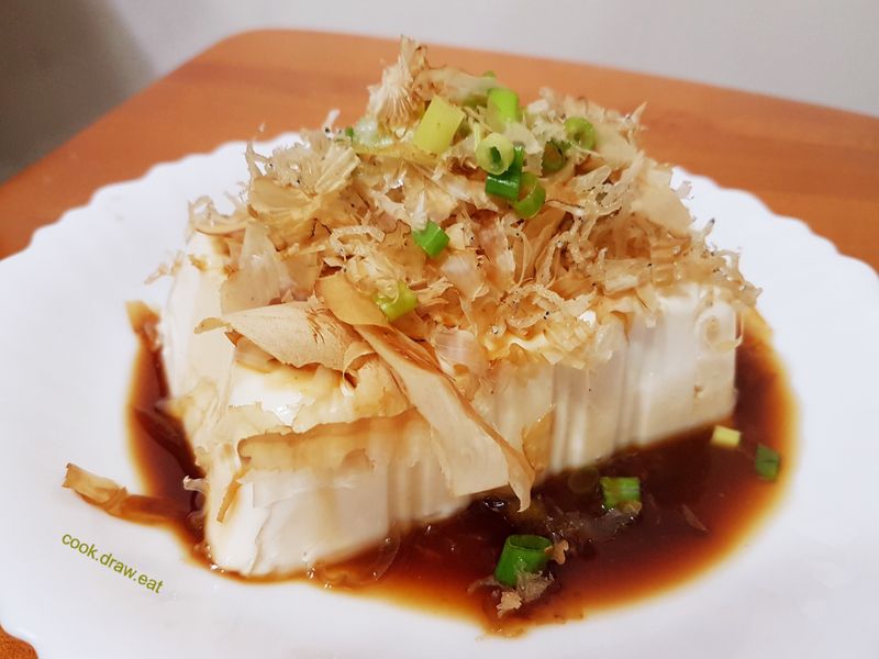 涼拌小魚豆腐