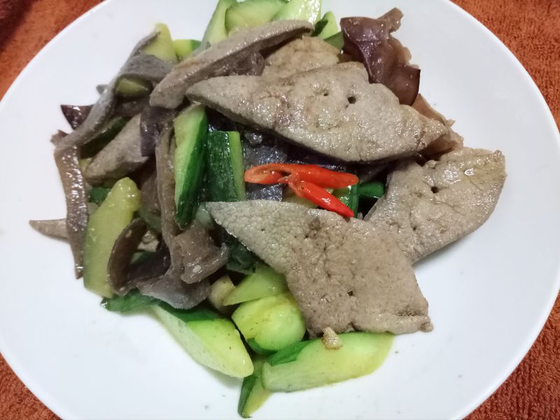 小黃瓜炒豬肝
