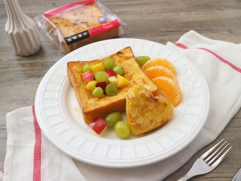 愛心滿天厚片土司 小七食堂