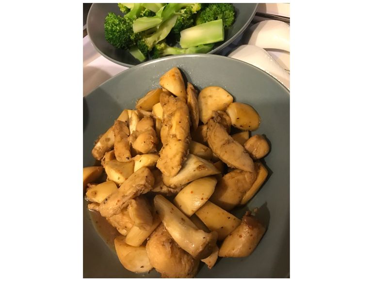 醬燒雞鮑菇