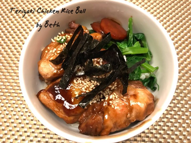 雞腿排蓋飯