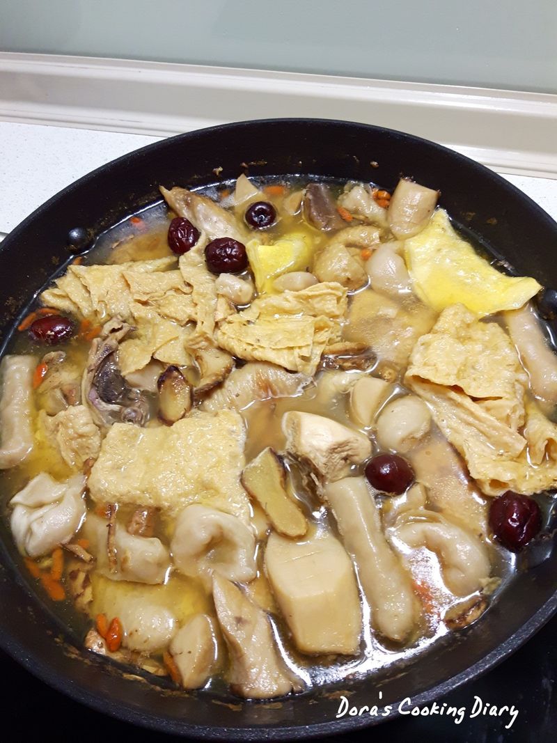 藥膳麻油雞