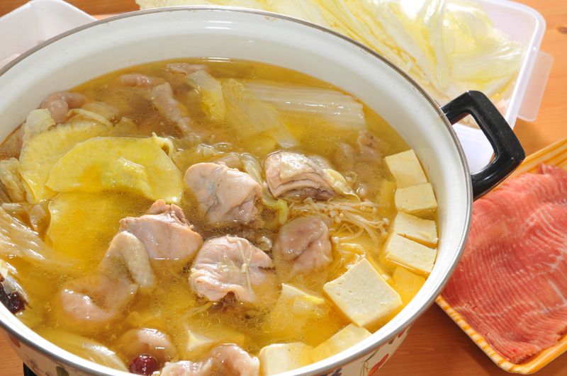 麻油雞變身名店火鍋【福壽純芝麻油玩料理】