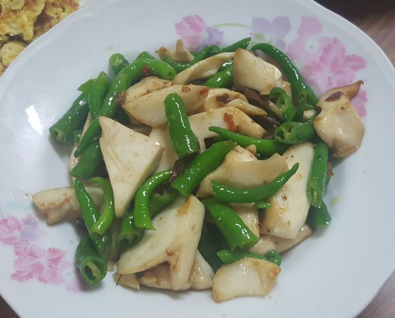 糯米椒炒杏鮑菇