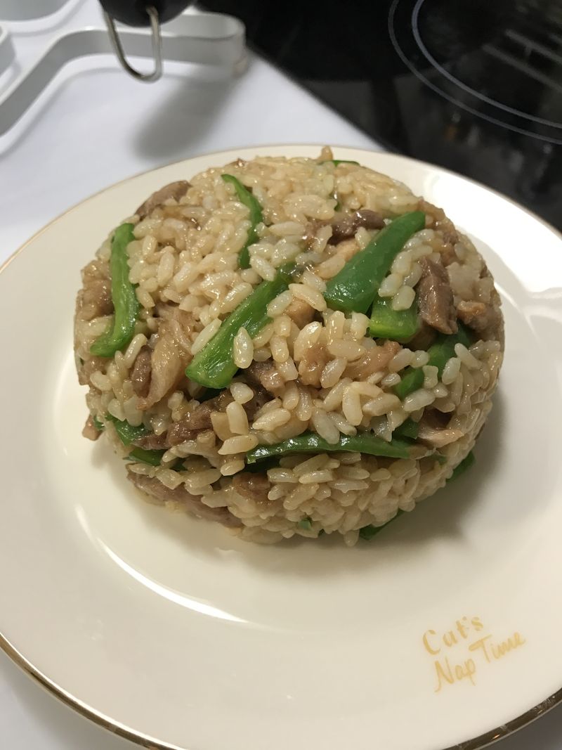 青椒肉絲炒飯