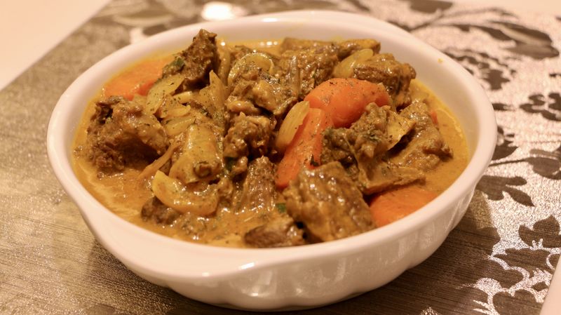 黃咖哩椰漿牛肉
