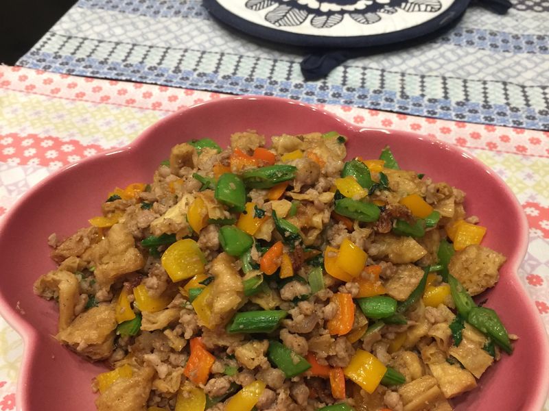 超下飯❣肉燥炒彩椒