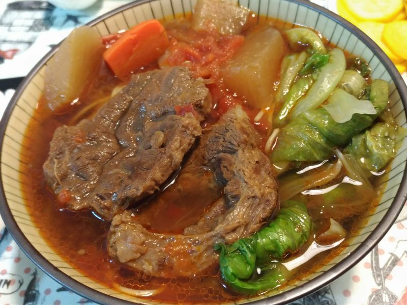 蕃茄牛肉湯麵