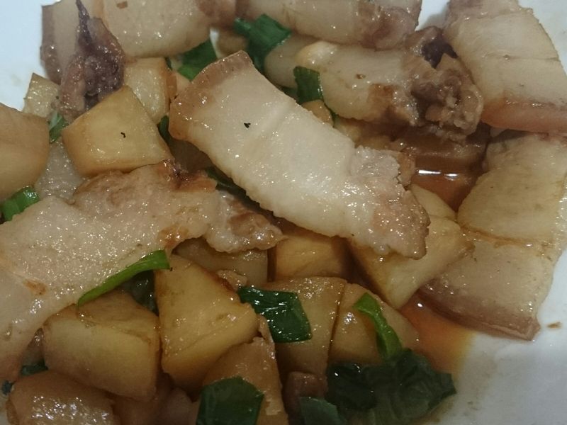馬鈴薯燒五花肉