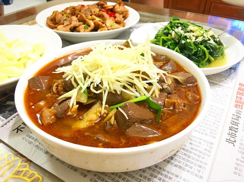 麻辣五更腸旺