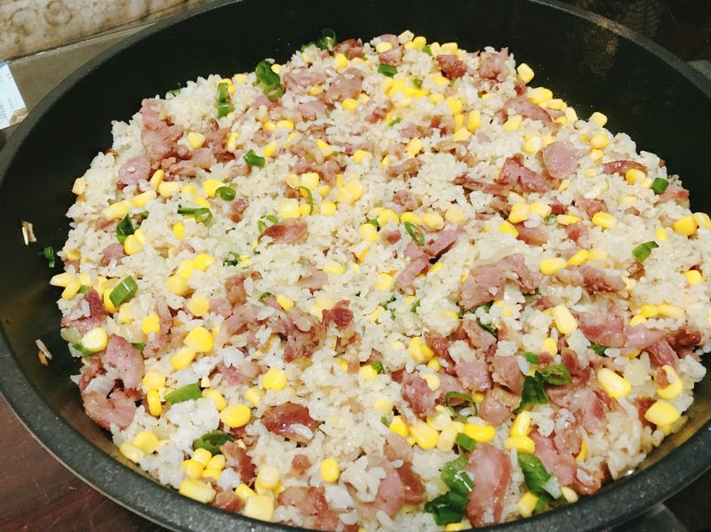 隔夜~香腸玉米炒飯(多種肉類變化)