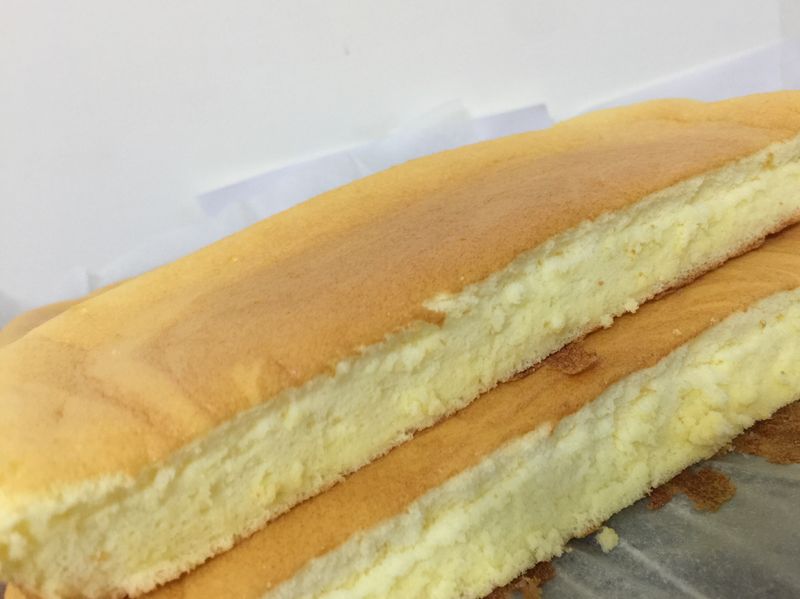 一大盤的古早味蛋糕