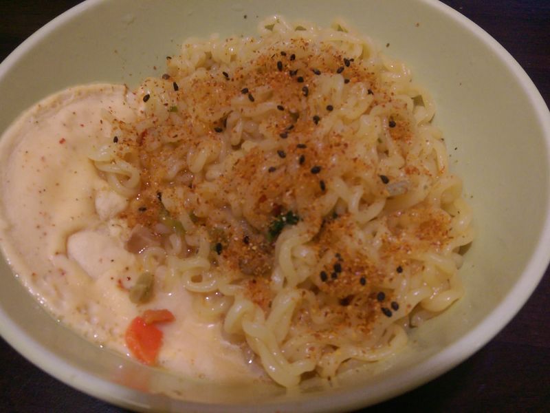 蒸蛋辛拉麵