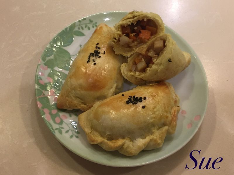杏鮑菇咖哩餃