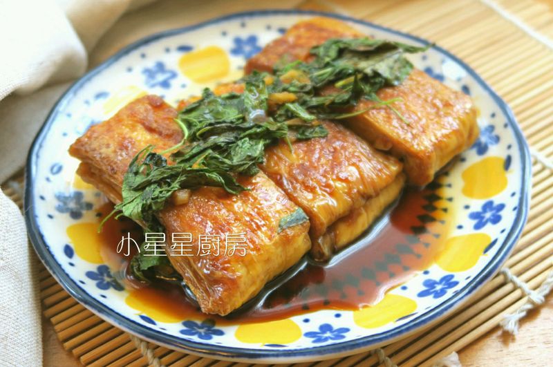 九層塔蒜香豆皮
