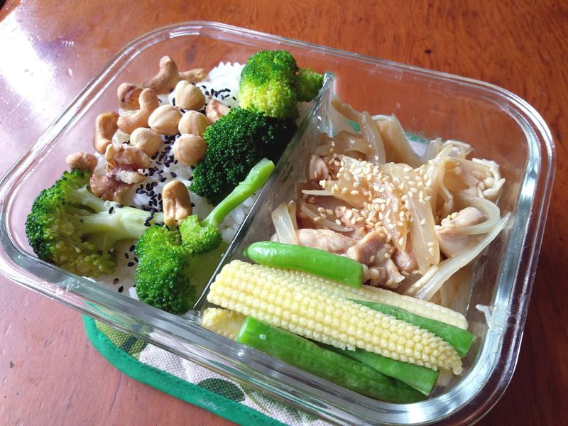 上班族料理 《洋蔥炒豬肉片》