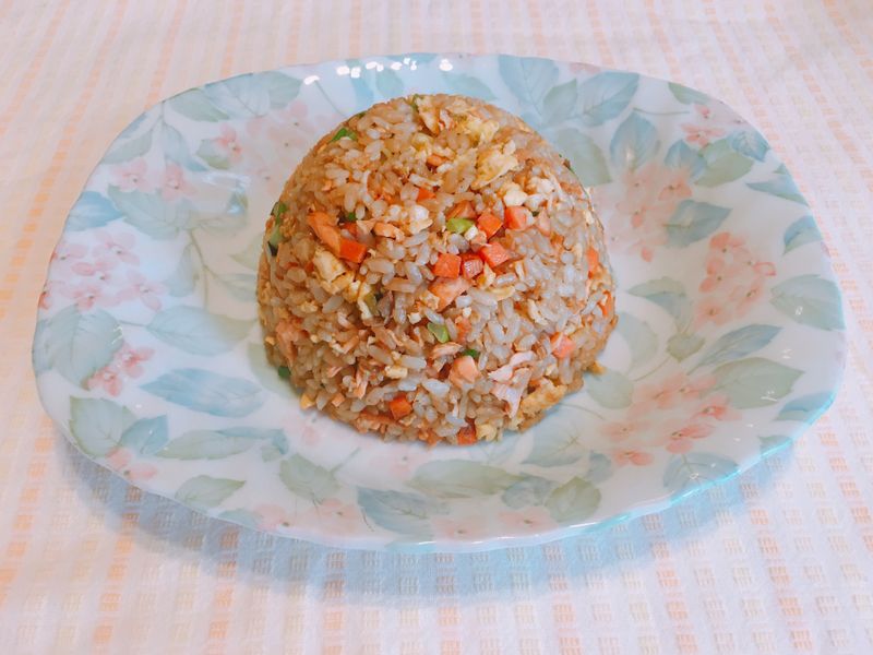 鮭魚蛋炒飯