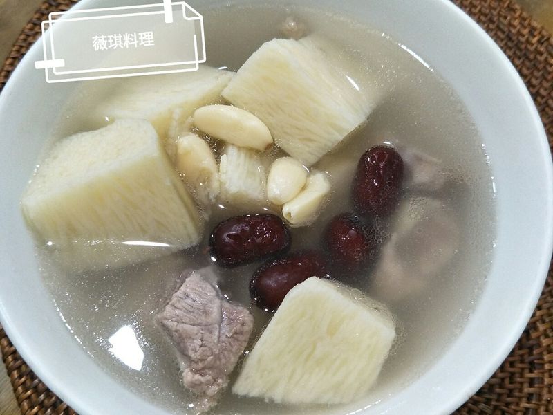 山藥蒜頭排骨湯