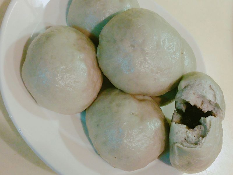 蝶豆花黑芝麻包