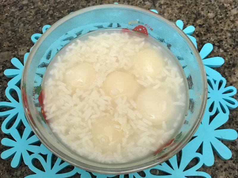 酒釀湯圓