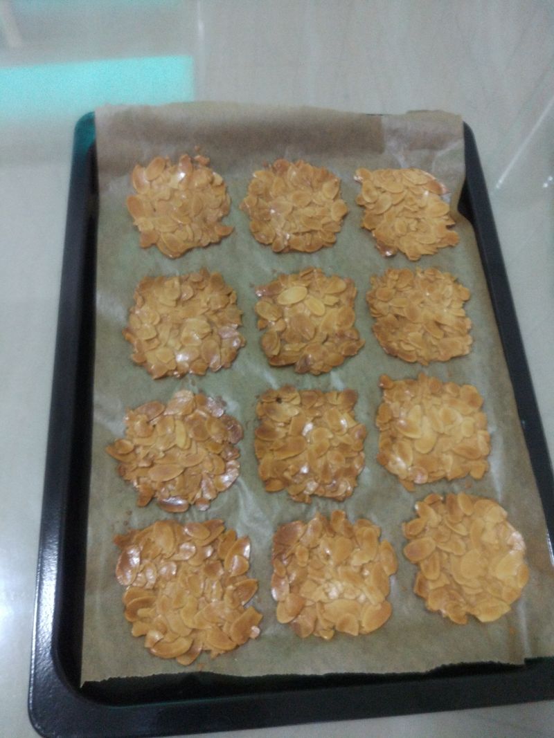 杏仁瓦片