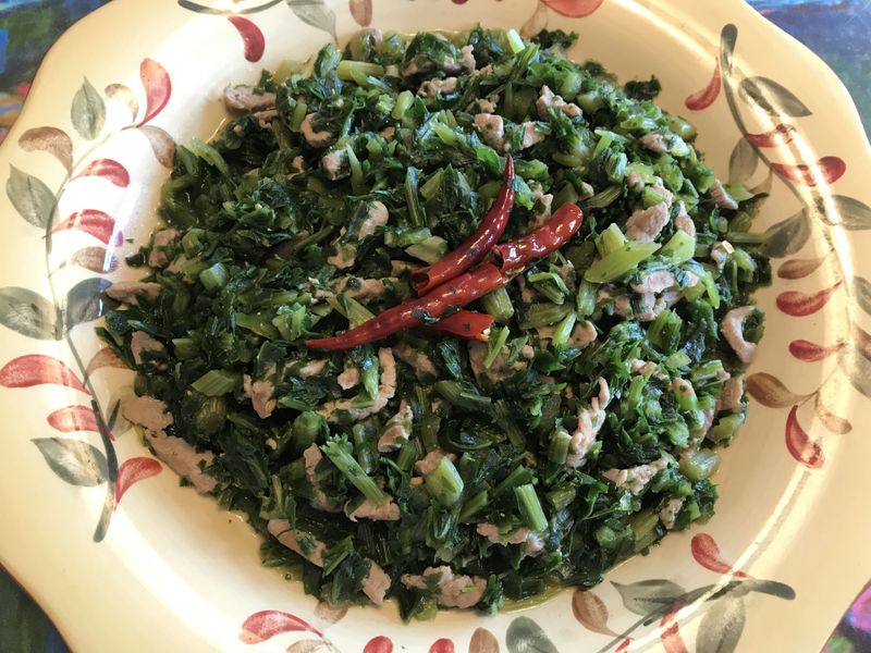 雪菜炒肉絲
