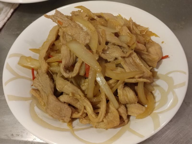 洋蔥炒肉片