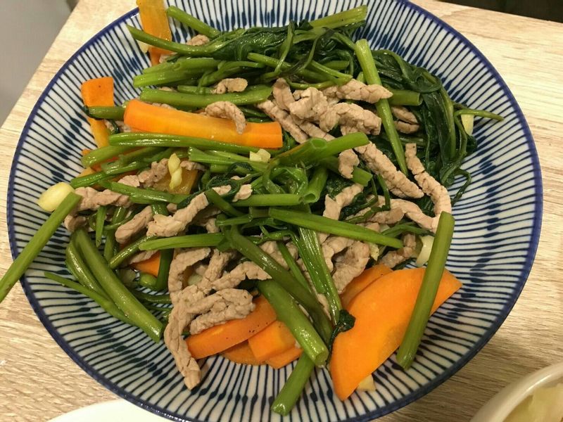 空心菜炒牛肉絲