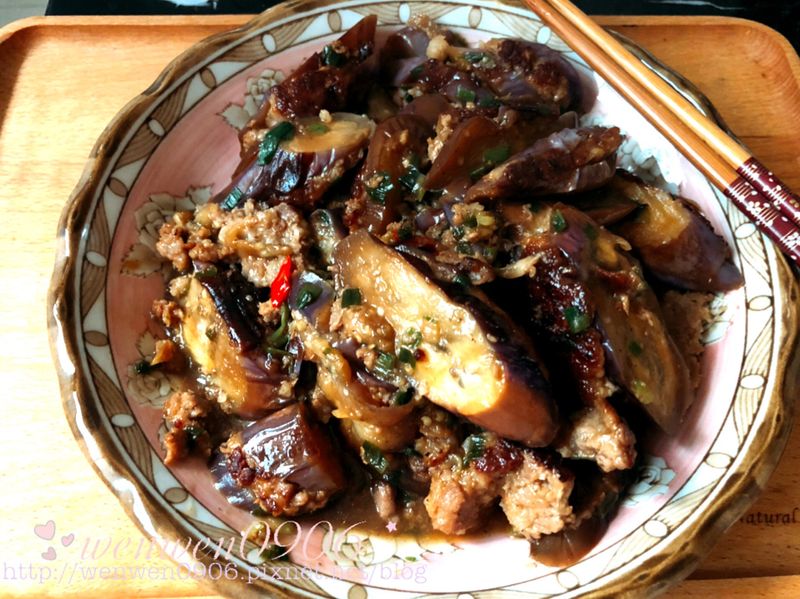 茄子鑲肉手工菜~賣相不代表一切