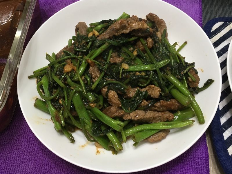 沙茶牛肉空心菜