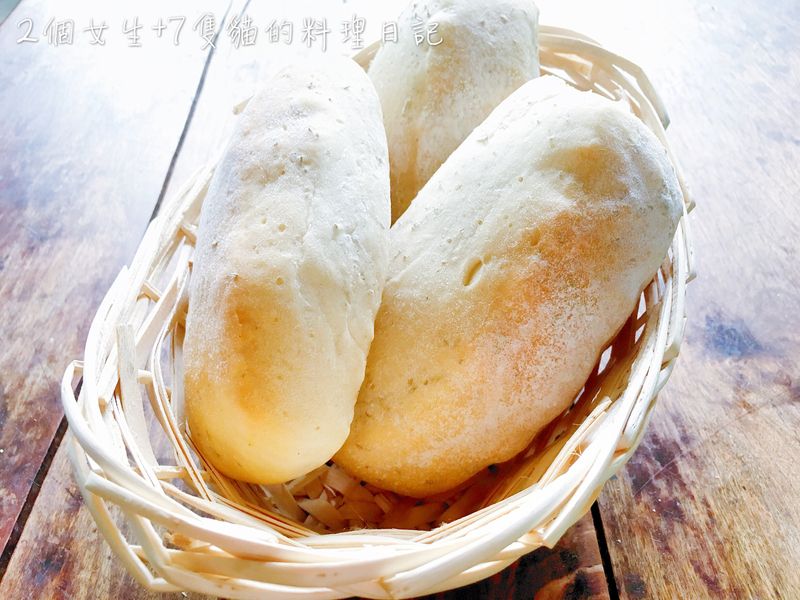 迷迭香風味巧巴達(拖鞋麵包)-詳細步驟圖