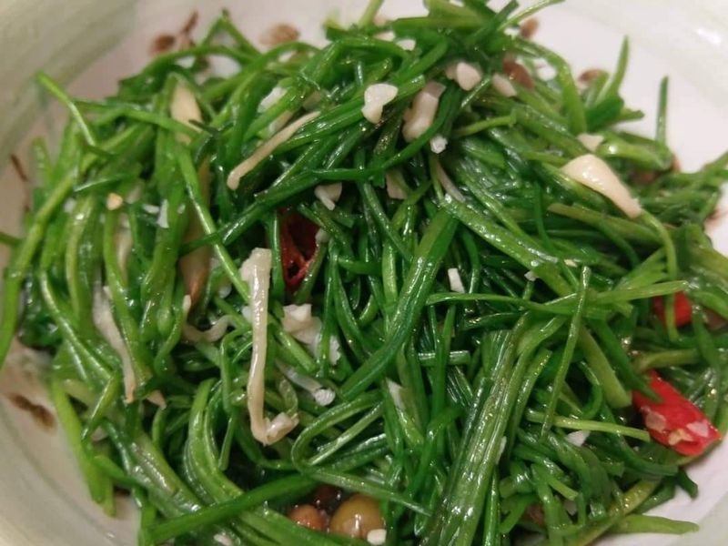 蔭樹子炒水蓮
