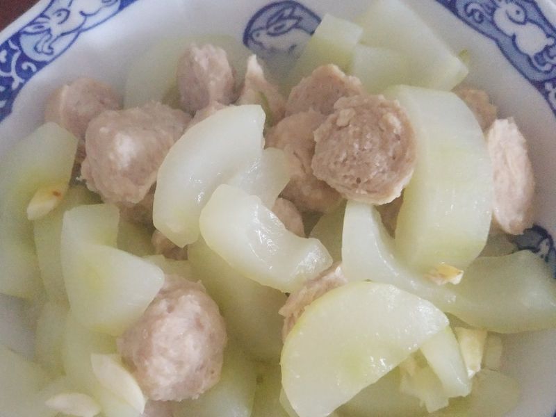 大黃瓜炒貢丸
