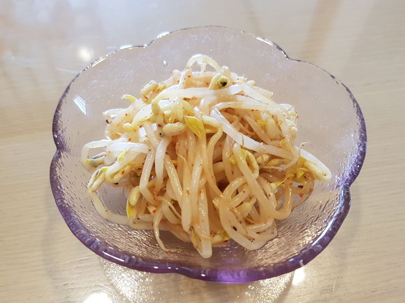 涼拌豆芽菜