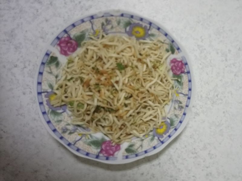 芥茉小麵條