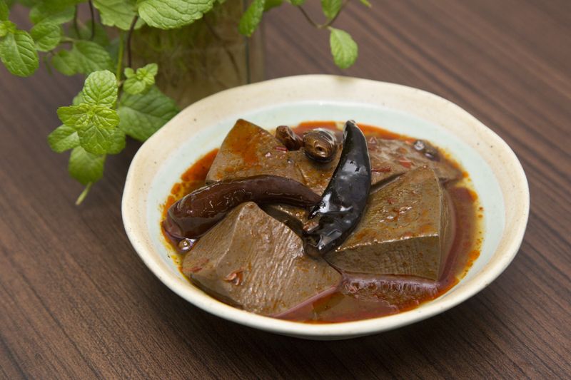 [瓦肯]低溫滷製麻辣鴨血