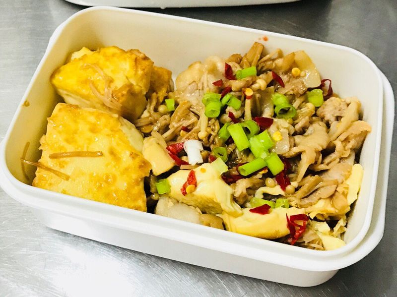 醬燒雞蛋豆腐金針菇（便當菜）