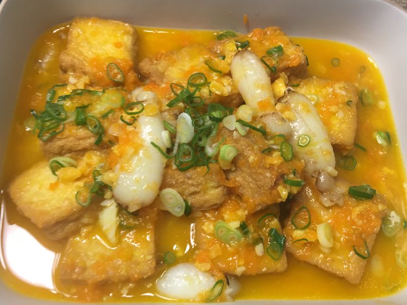 蟹黃豆腐煲