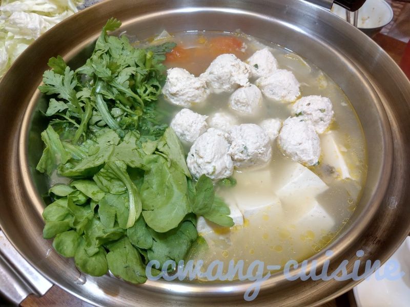 雞肉丸子