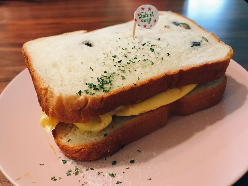 黑豆牛奶吐司
