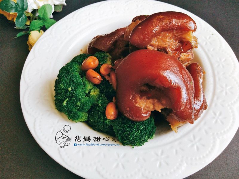 台式滷豬腳