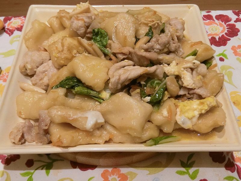 肉片炒麵疙瘩