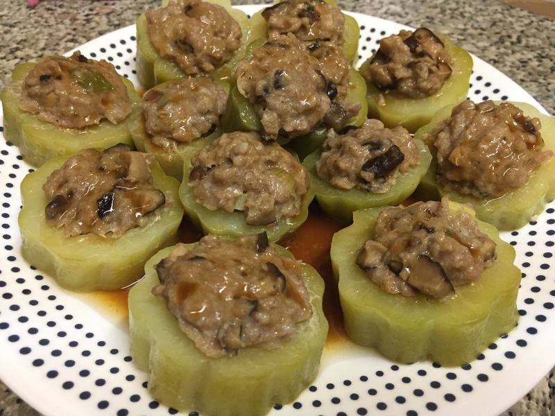 美味苦瓜鑲肉