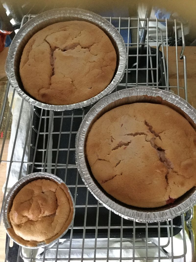 草莓果醬蛋糕