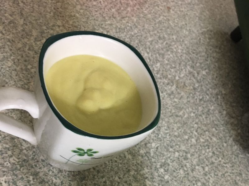 酪梨布丁牛奶