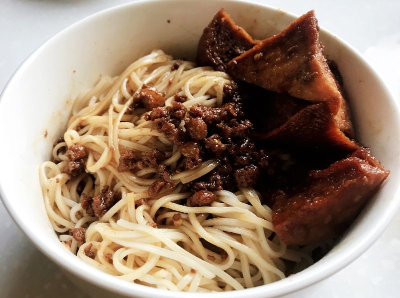 肉躁拌麵線