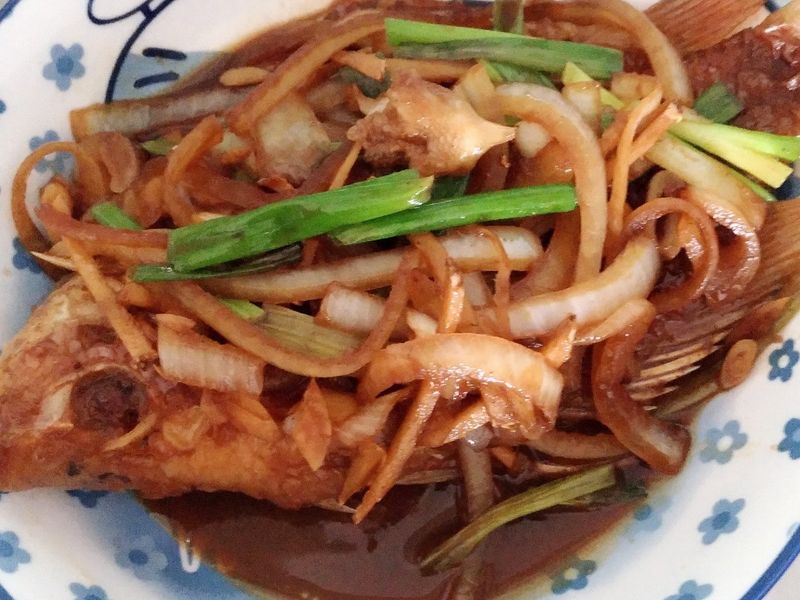 蔥燒尼羅魚