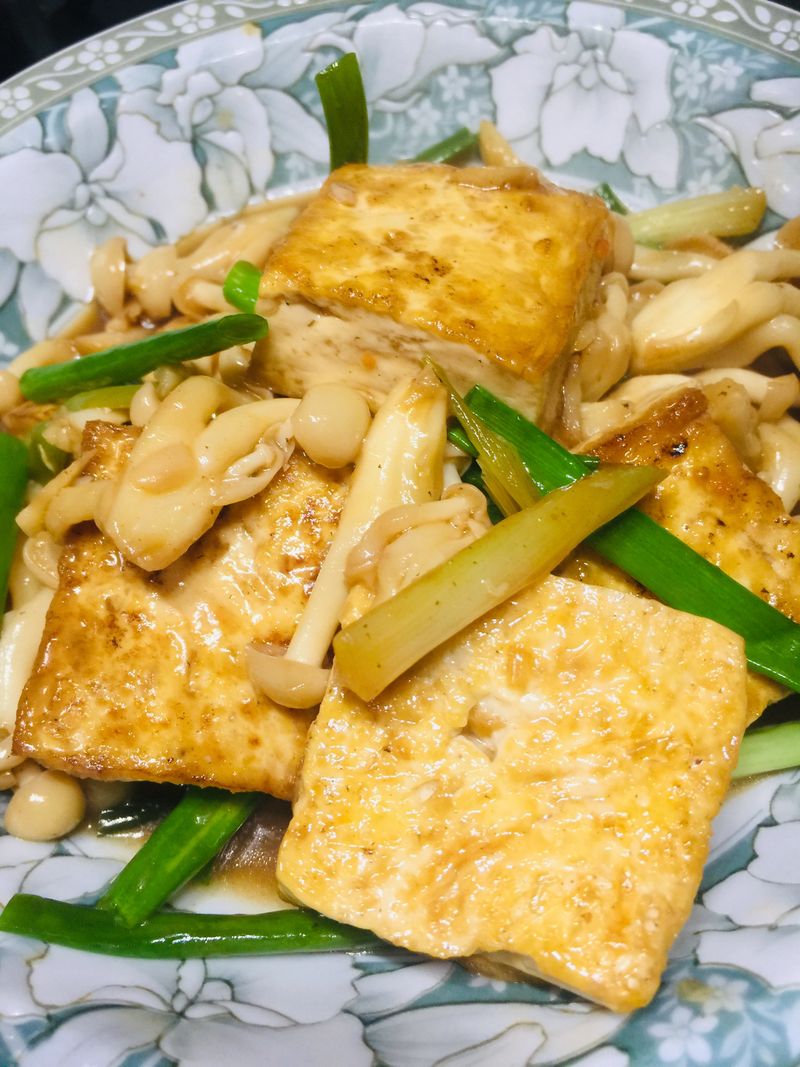 豆腐燒鮮菇